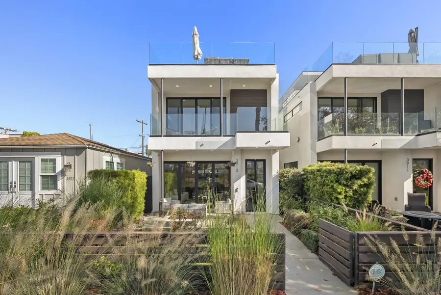 3913 Kendall St, San Diego, CA 92109 - Image #2