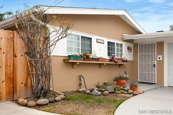 5219 Kesling Street, San Diego, CA 92117