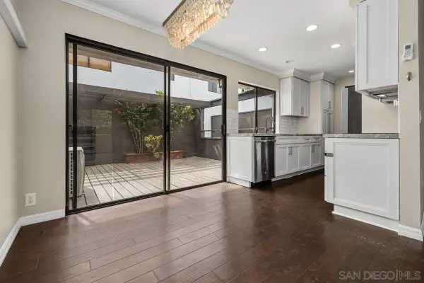 8746 Villa La Jolla #51, La Jolla, CA 92037