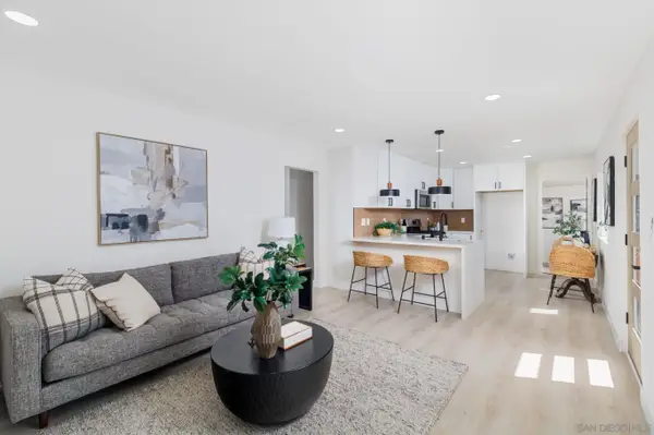866 Merlin Dr, San Diego, CA 92114