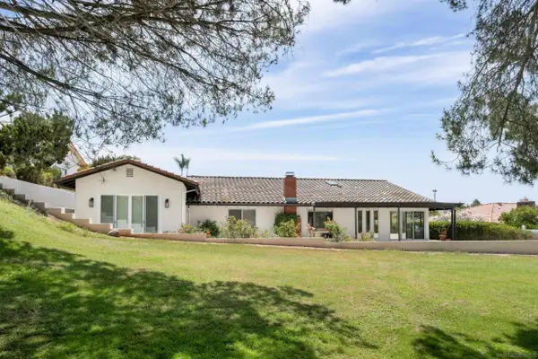 17976 Sencillo Lane, San Diego, CA 92128