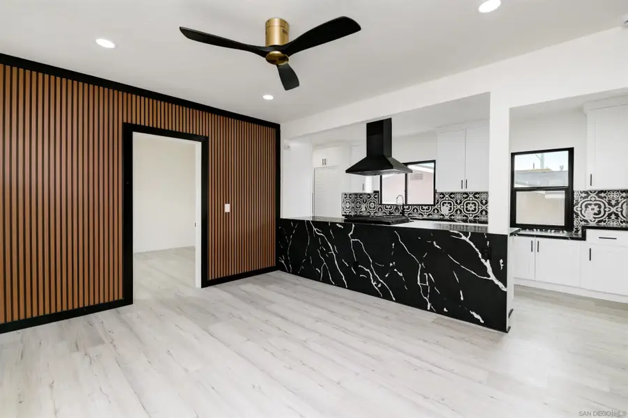244 26th St, San Diego, CA 92102 - #2