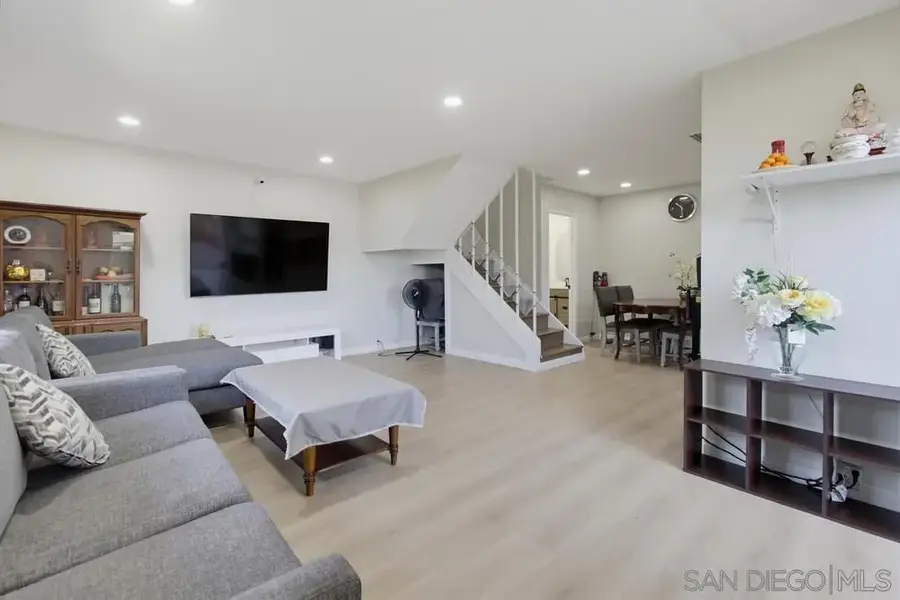 10142 Caminito Zar, San Diego, CA 92126 - #3