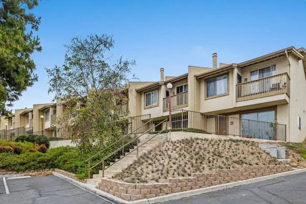 7700 Parkway Dr #38, La Mesa, CA 91942