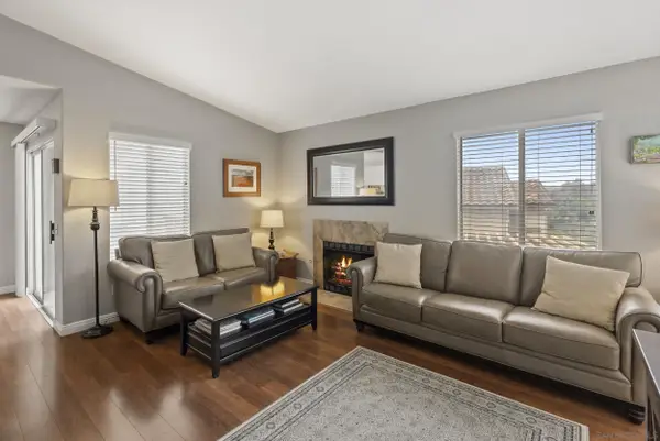 7439 Altiva Place, Carlsbad, CA 92009
