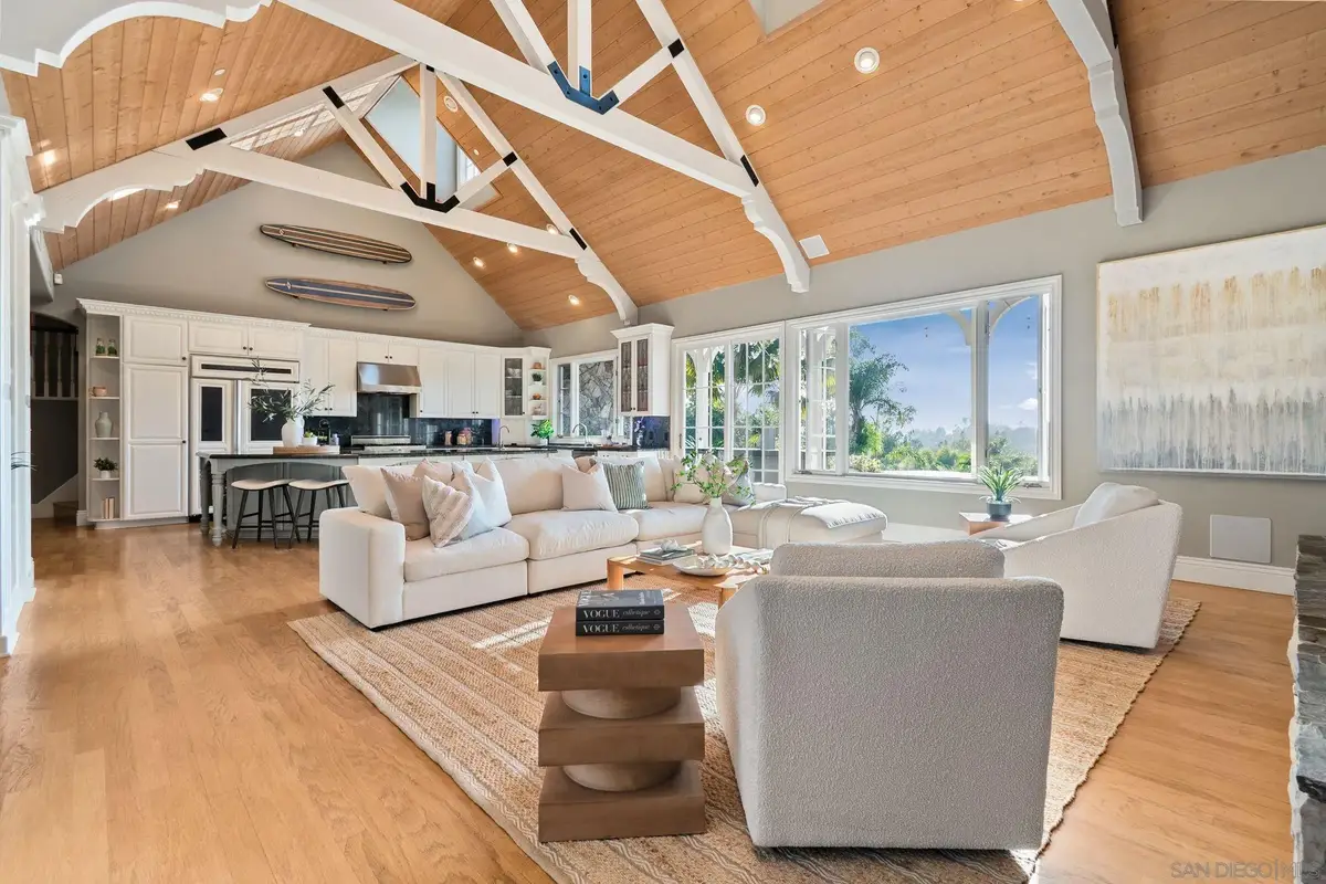 3537-39 Dove Hollow Rd., Encinitas, CA 92024 - #1