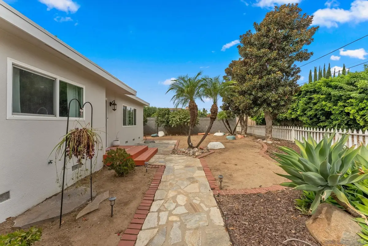 665 Foy Ln, Escondido, CA 92025 - #1