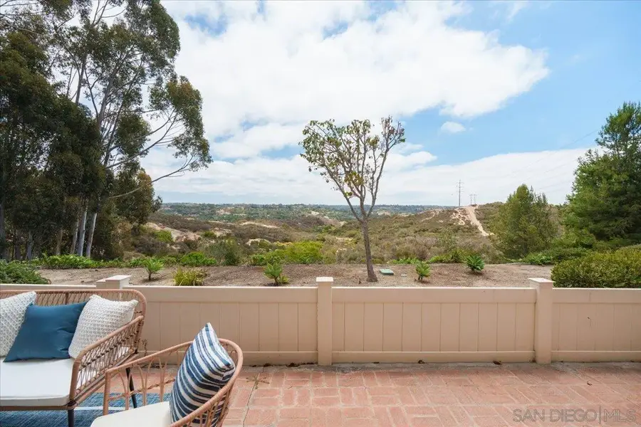 245 Fairlee, Encinitas, CA 92024 - #3