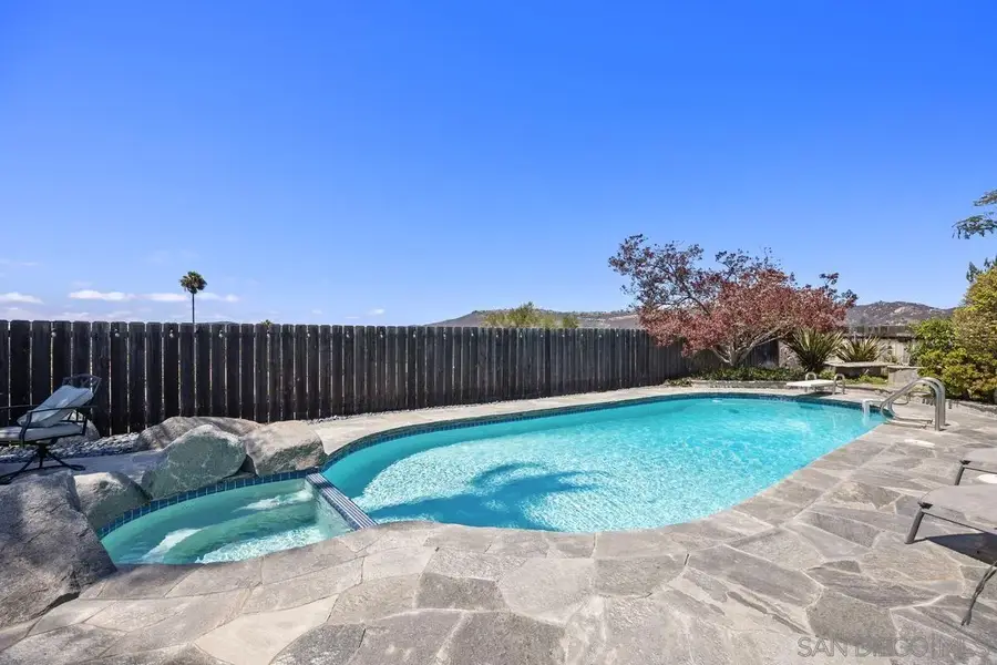 534 Tam O Shanter Dr, San Marcos, CA 92069 - #2