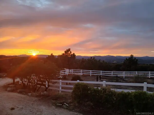 1576 Tierra Del Sol Road, Boulevard, CA 91905