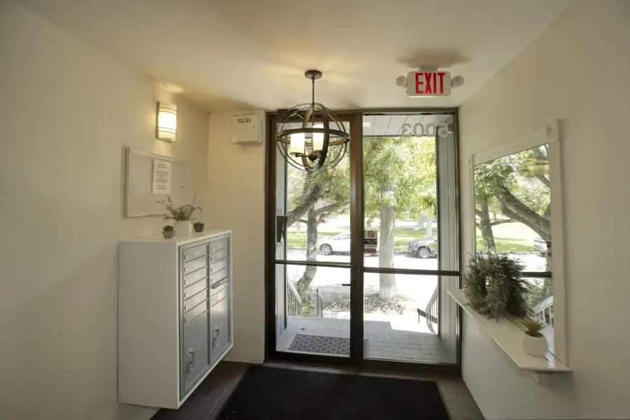 5003 Westpark Dr. #203, North Hollywood, CA 91601 - #2