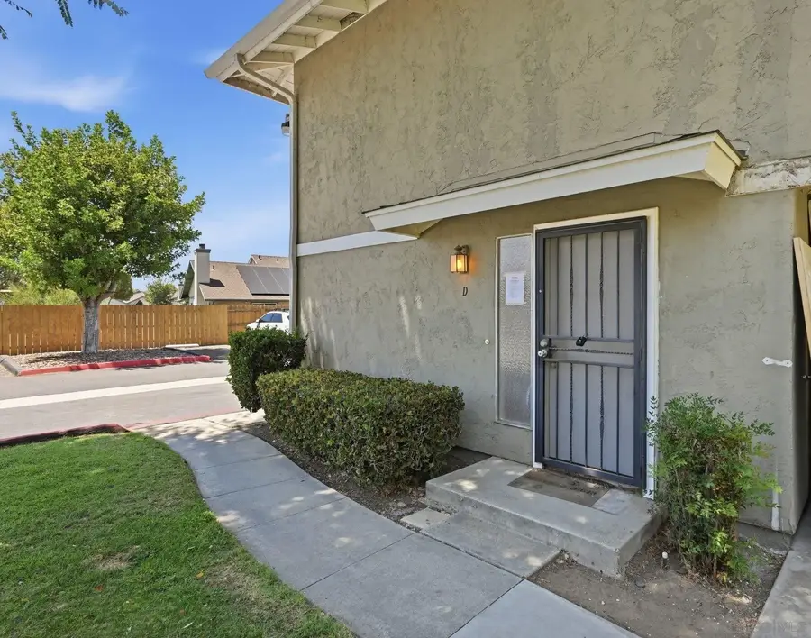 2504 Wanek Road #D, Escondido, CA 92027 - #3