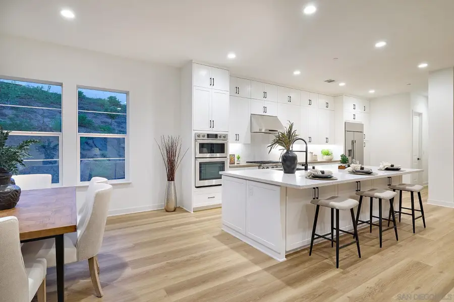 1741 Ishihara Rd, Vista, CA 92084 - #3