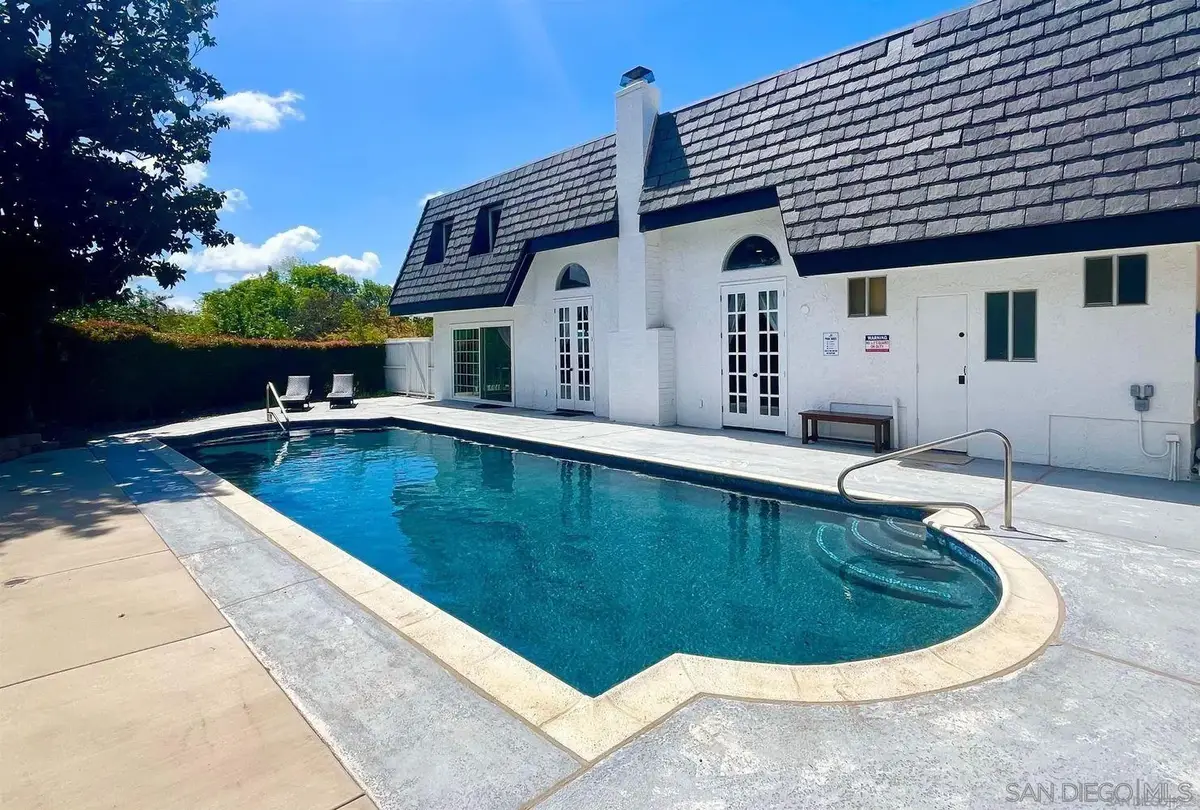 9431 W Lilac Rd, Escondido, CA 92026 - Image #1