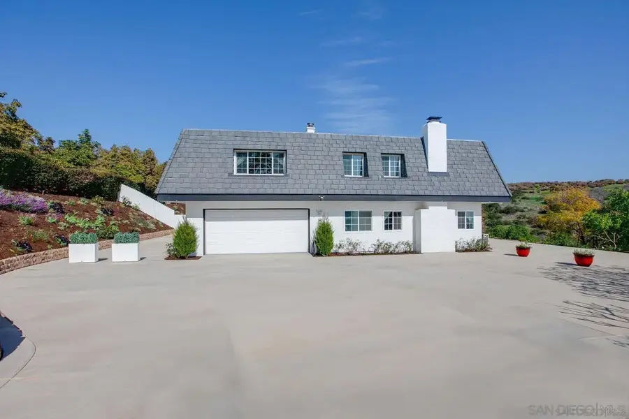 9431 W Lilac Rd, Escondido, CA 92026 - Image #2