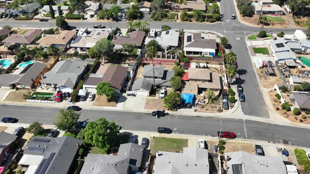 1057 Camellia St, Escondido, CA 92027 - #1