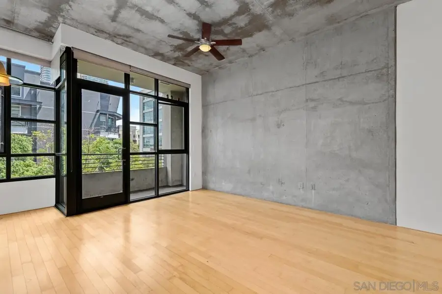1050 Island Ave #406, San Diego, CA 92101 - #2