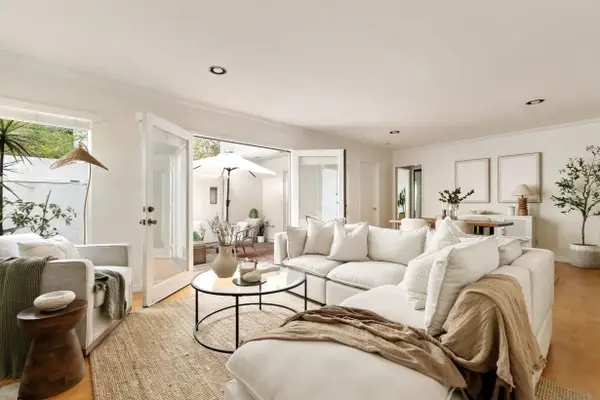 1445 Grand Ave #B, San Diego, CA 92109