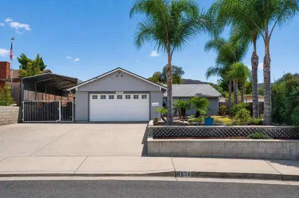 8538 Rosada Way, El Cajon, CA 92021