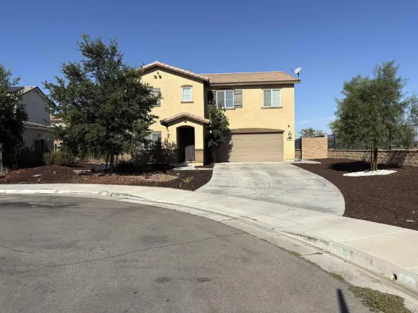 29323 Canteen Cir, Winchester, CA 92596