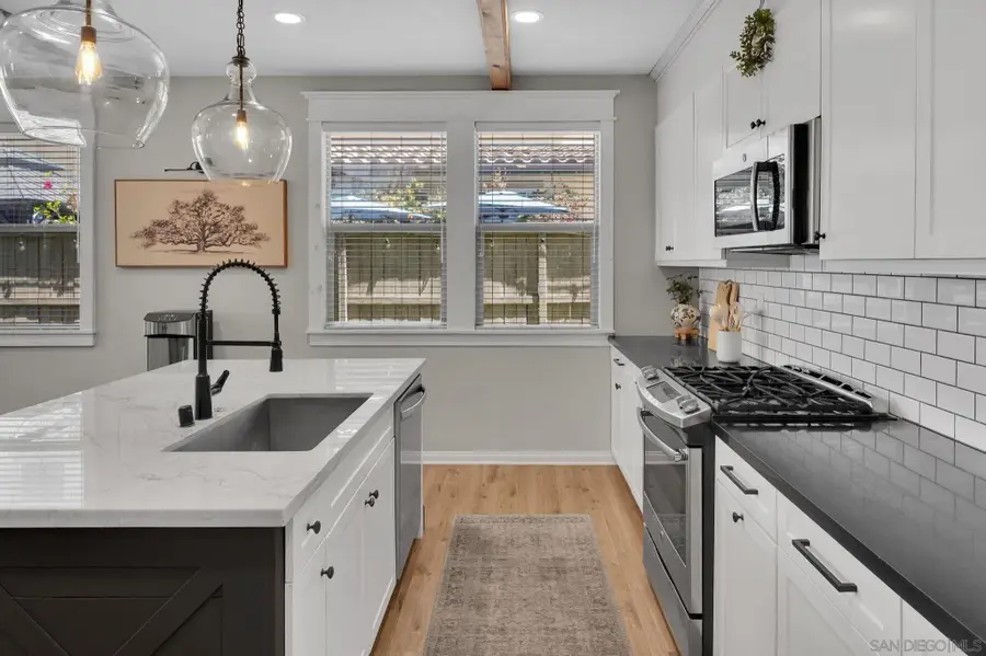 983 Thermal Ave, San Diego, CA 92154 - #3
