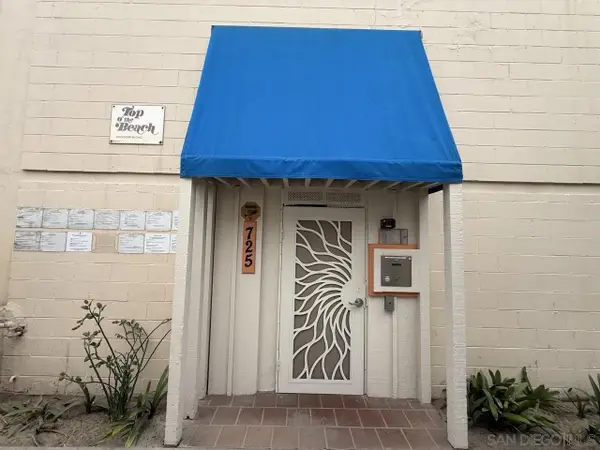 725 Redondo Ct #22, San Diego, CA 92109