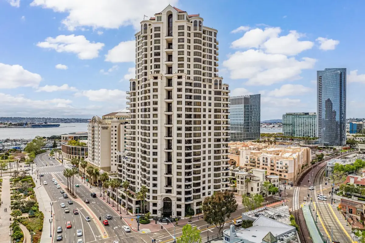 700 W Harbor Dr. #1502, San Diego, CA 92101 - #1