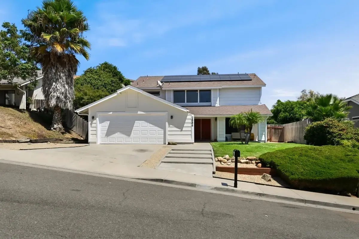 2884 Brandeis Dr., Oceanside, CA 92056 - #1