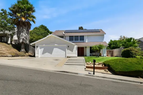 2884 Brandeis Dr., Oceanside, CA 92056