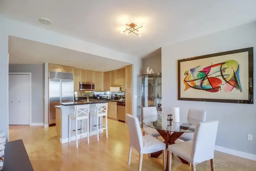 700 W Harbor Dr. #1406, San Diego, CA 92101 - #3