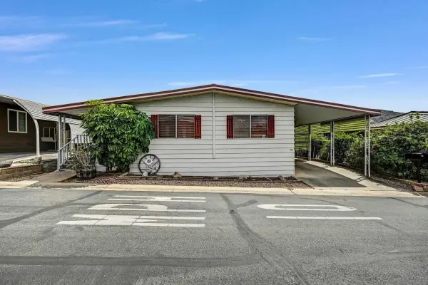15420 Old Highway 80 #143, El Cajon, CA 92021