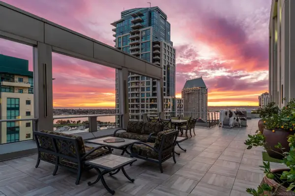 645 Front St #2204, San Diego, CA 92101