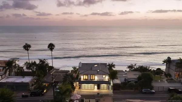 1112 Neptune Ave, Encinitas, CA 92024
