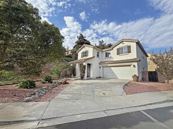748 Kirkwall Dr, San Marcos, CA 92069