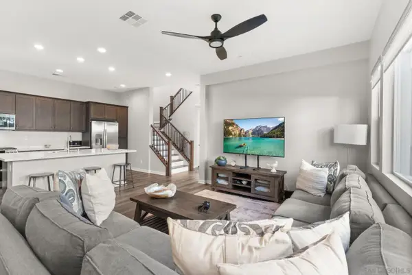 493 Village Greens Way, San Marcos, CA 92078