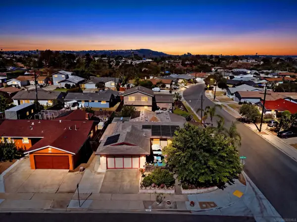 5196 Rebel, San Diego, CA 92117