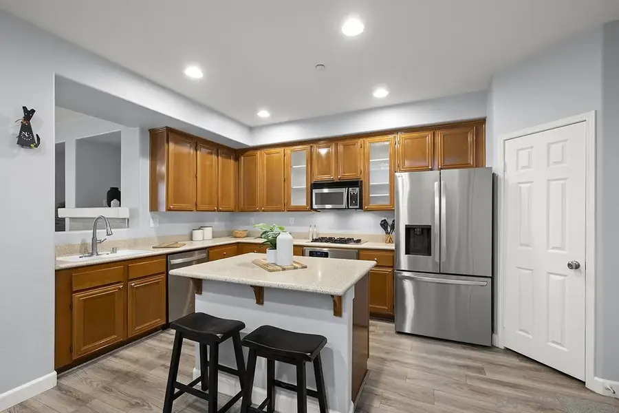 7885 Via Montebello #2, San Diego, CA 92129 - #3