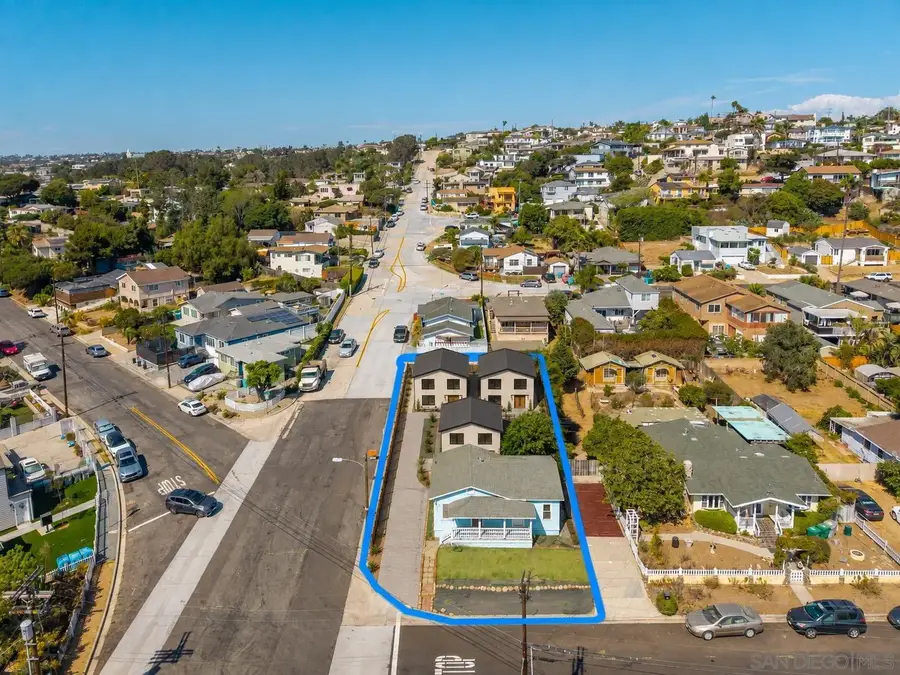 5007 Savannah St, San Diego, CA 92110 - #2