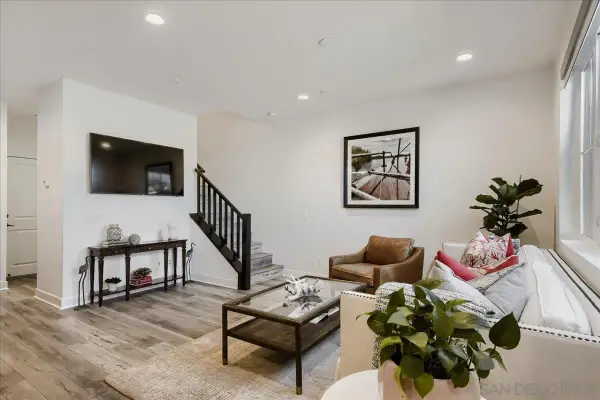 3316 Campo Azul Ct, Carlsbad, CA 92010