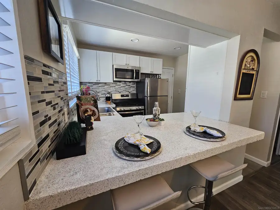 4858 Chateau Drive, San Diego, CA 92117 - #3