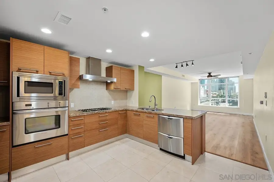 1431 Pacific Hwy #406, San Diego, CA 92101 - #2