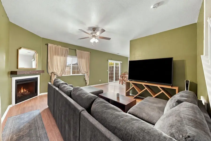 453 Calle Elegante, Vista, CA 92083 - #2