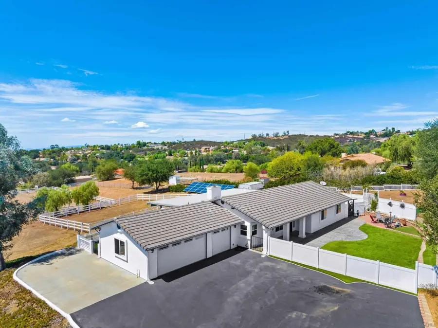 30810 Saddleback Lane, Valley Center, CA 92082 - #2