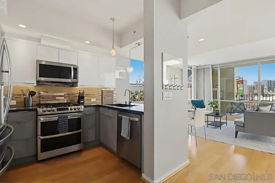 321 10th Ave #512, San Diego, CA 92101 - #3