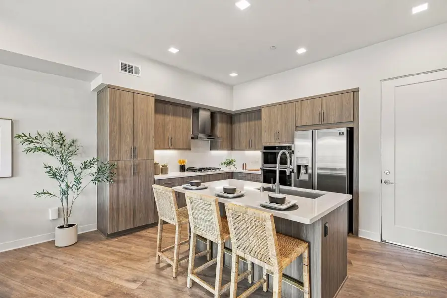2430 Community #29, San Diego, CA 92108 - #2