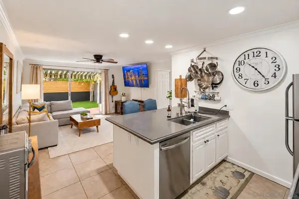 8022 Linda Vista Rd. #1M, San Diego, CA 92111