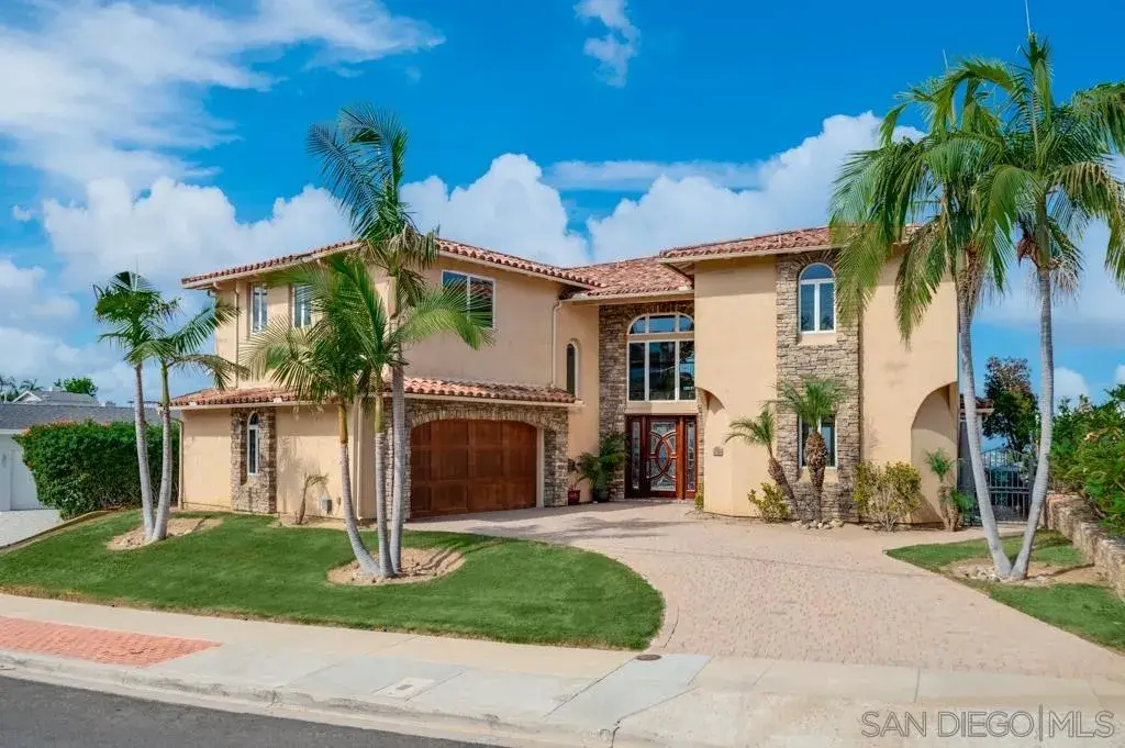 2212 Dunhaven St, San Diego, CA 92110 - #1