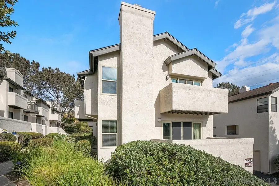 6645 Canyon Rim Row #200, San Diego, CA 92111 - #2