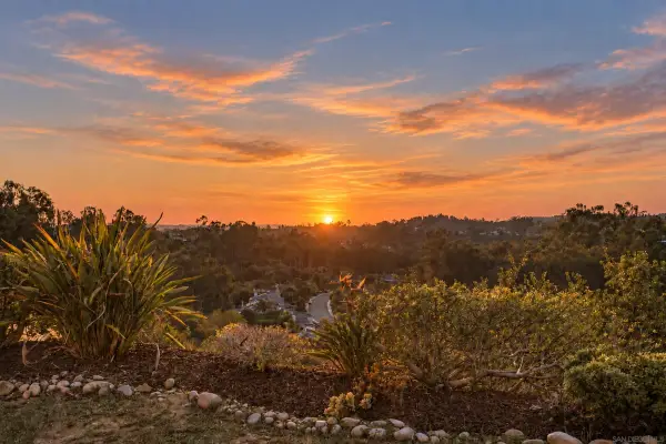 12666 Fairbrook Rd, San Diego, CA 92131