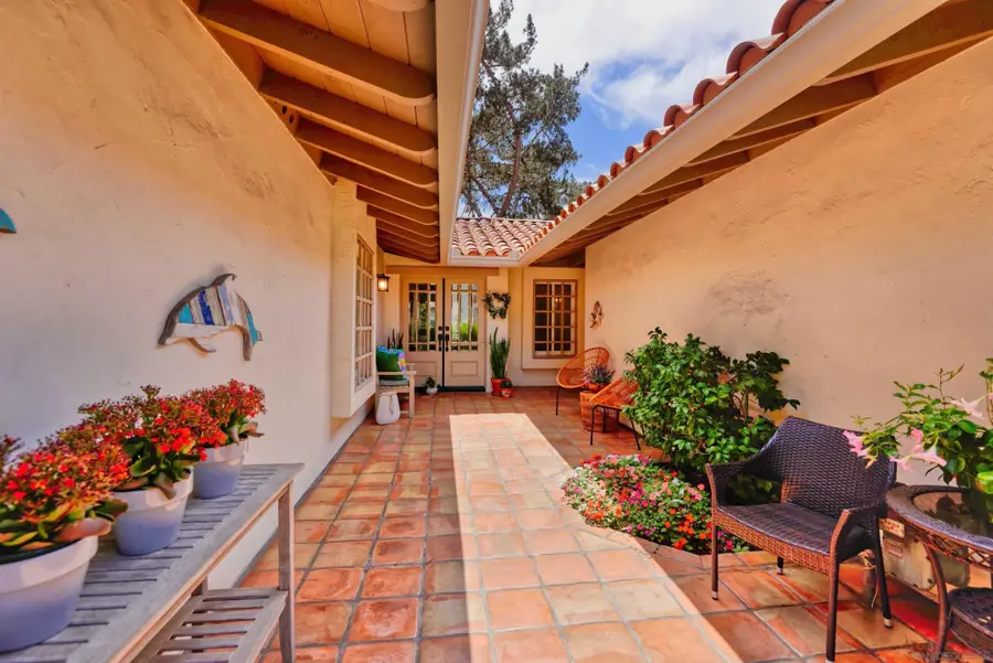 117 Guanajuato Ct, Solana Beach, CA 92075 - #2